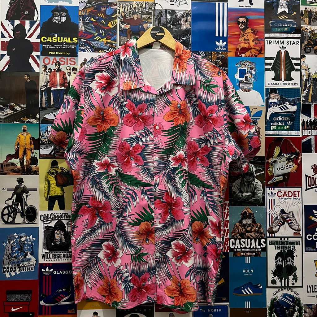 Kemeja / Lengan Pendek / Motif / Vintage / Second / Bunga pink