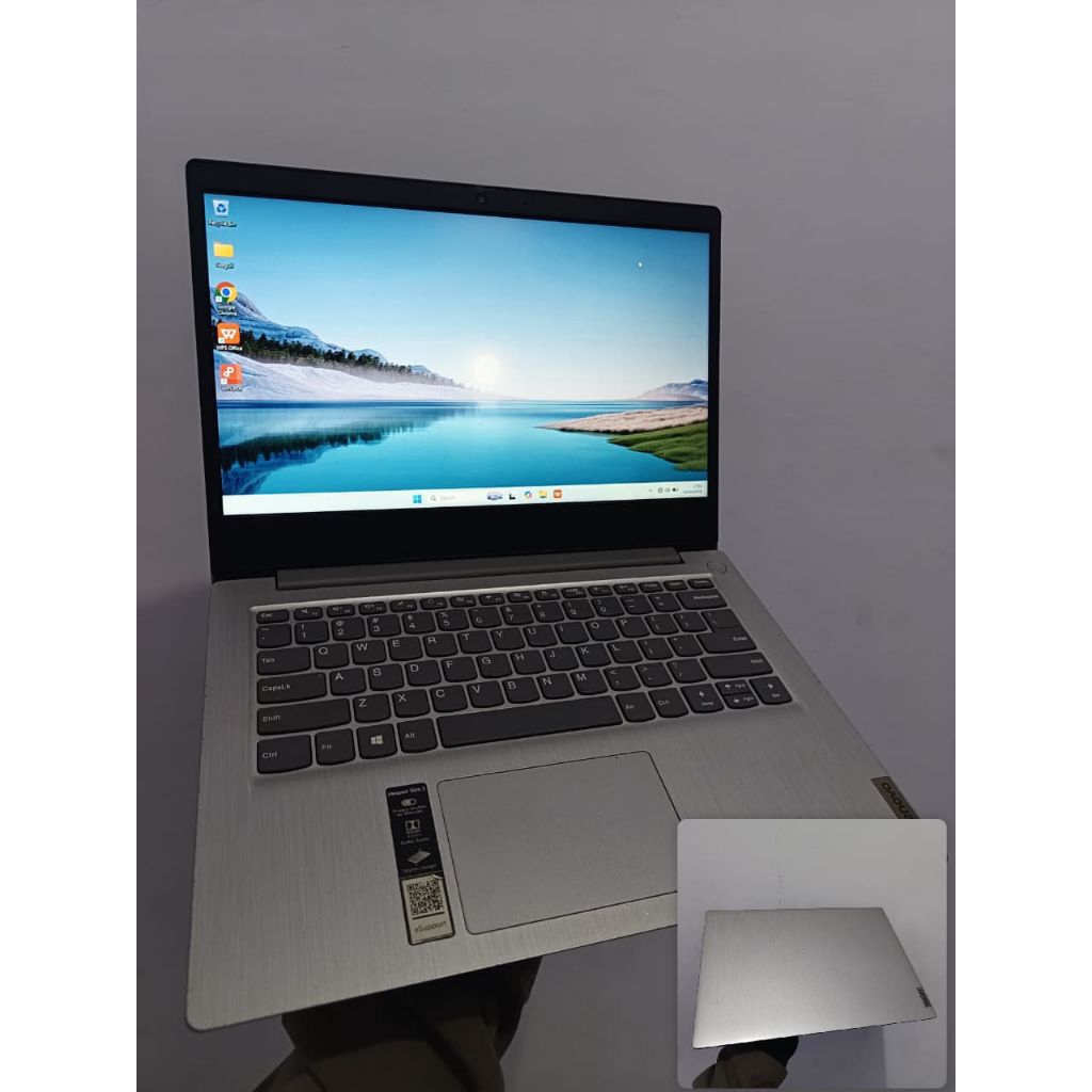 Lenovo Ideapad Slim 3* second