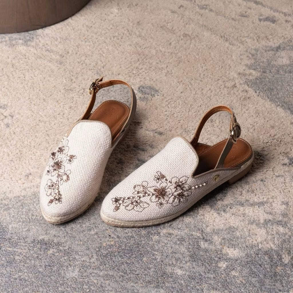 VAIA Sepatu Sandal - Espadrilles Wanita Chio