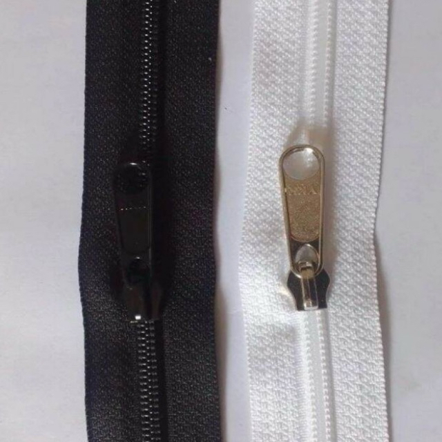 resleting ykk hitam putih per meter