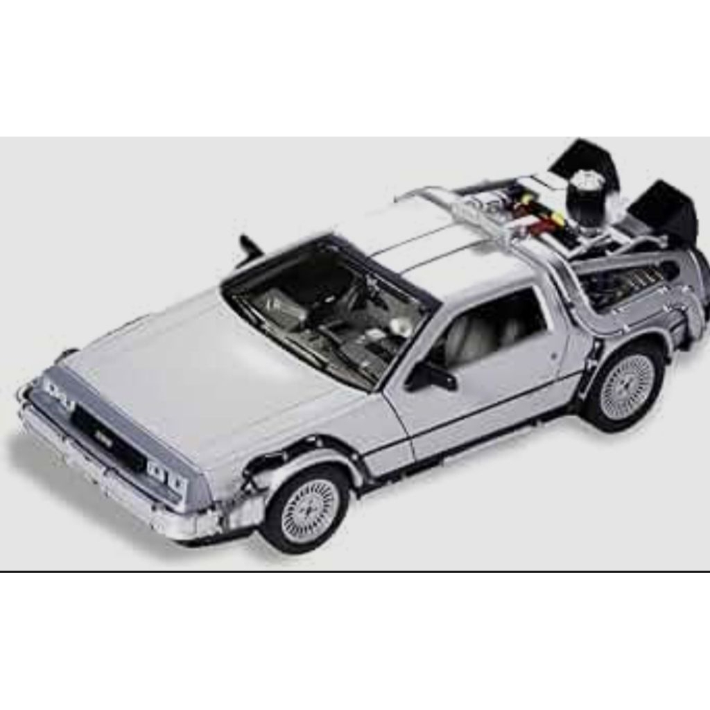 Welly 1/24 Delorean Time Machine - Back to Fuure II (Standard)