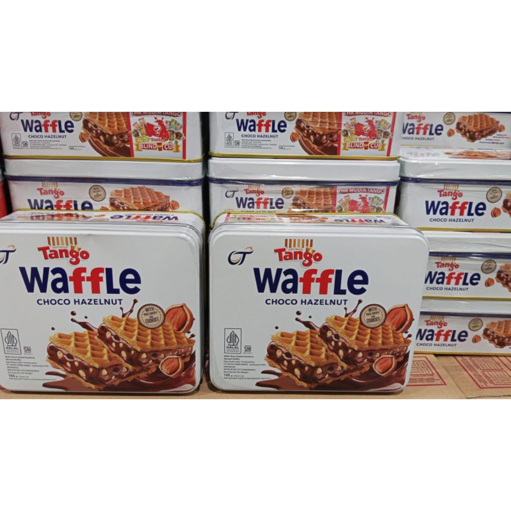 1 Karton Tango Waffle Choco Hazelnut kemasan 105gr isi 6 kaleng / 1 dus Wafer Tanggo