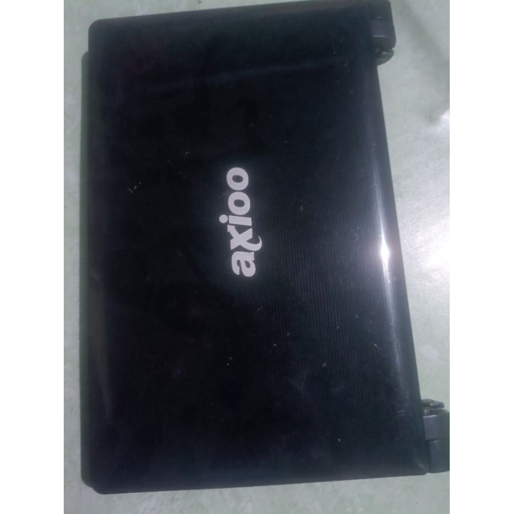 Notebook 10 * Axioo hitam kondisi  mati total (matot)