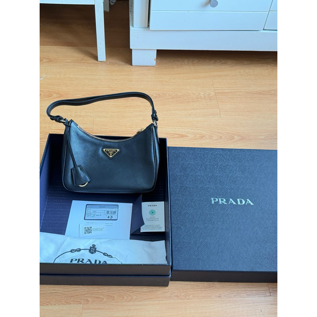 Preloved Prada (authentic)