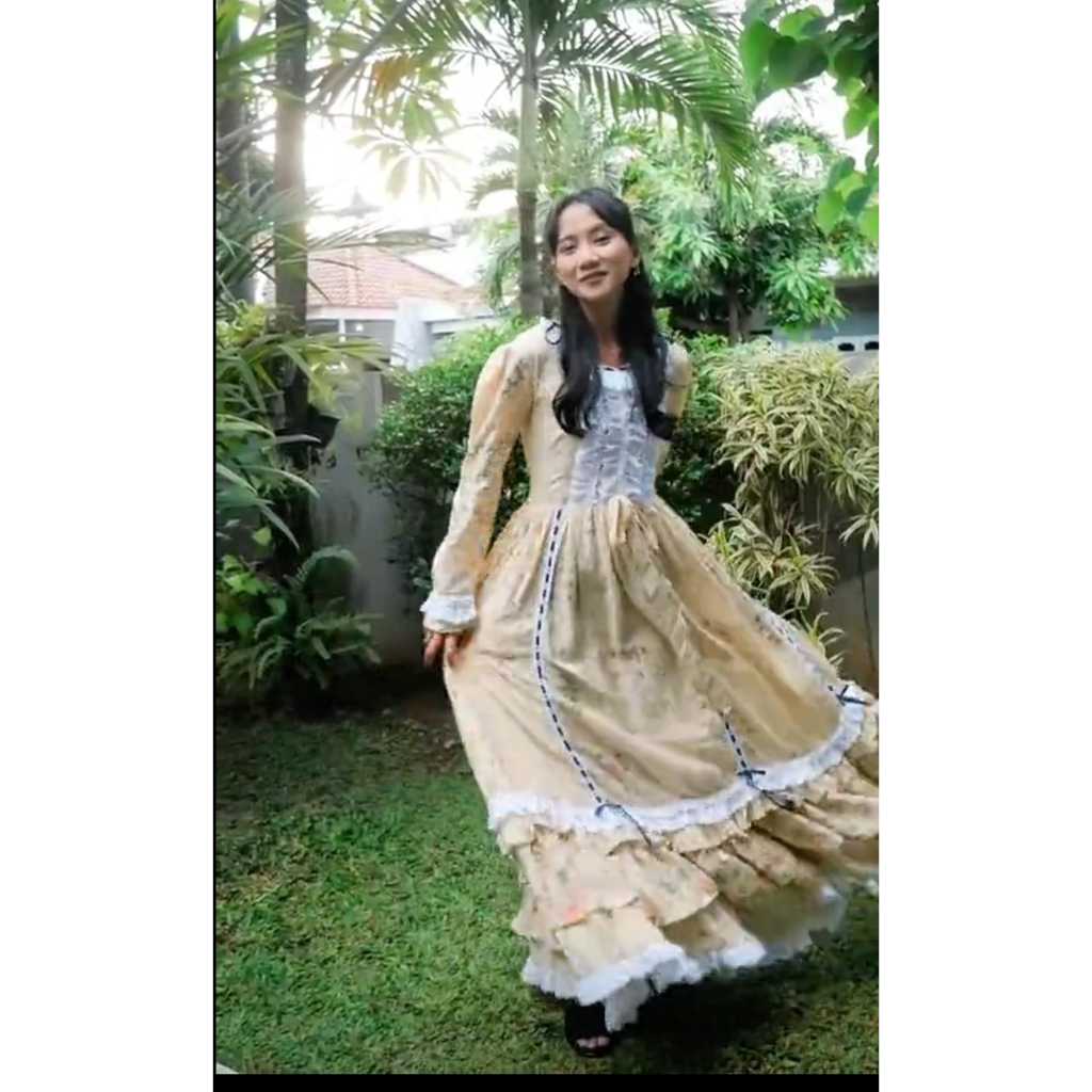 [KAMANIYA] DEWARI DAILYBLUSH LONG DRESS