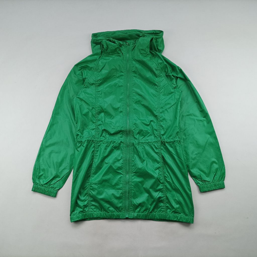 Uniqlo parka size S wanita H039