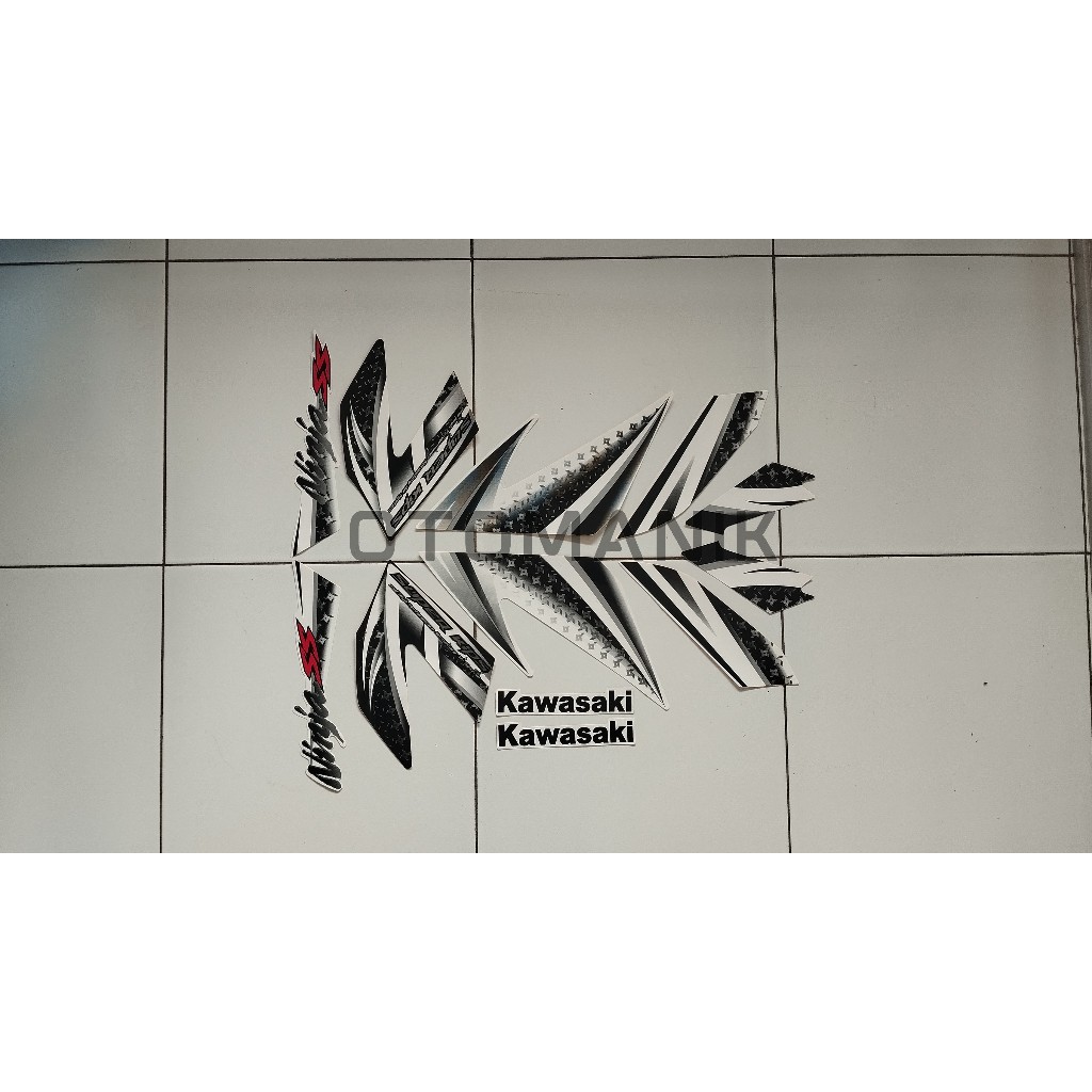 Striping Sticker Lis Kawasaki Ninja SS 2012 2013 Putih