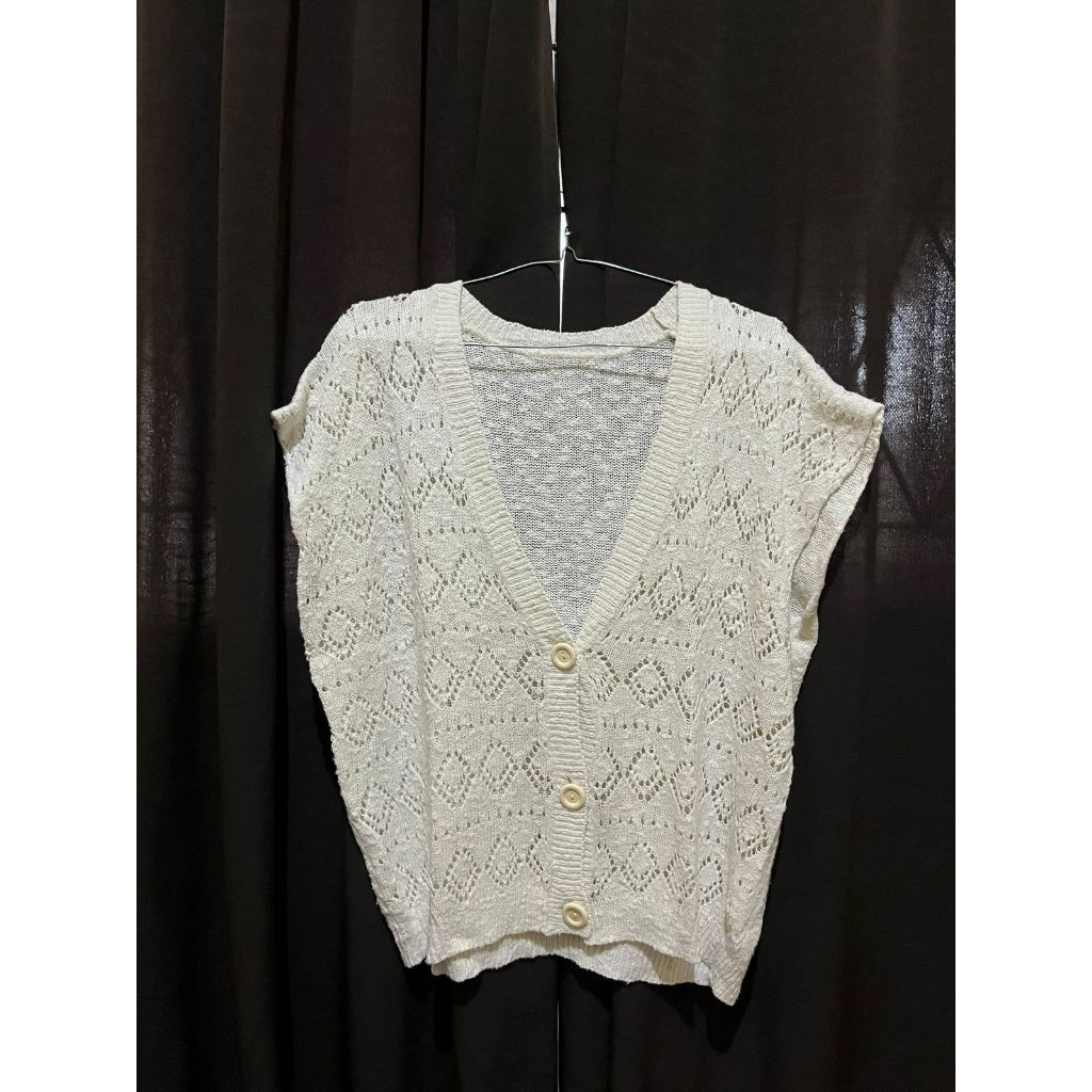 Preloved Vest Rajut Putih