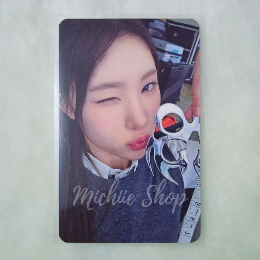 Photocard Hearts2Hearts Juun Interasia POB Focus | Photocard Juun Hearts2Hearts Interasia Pre Order 