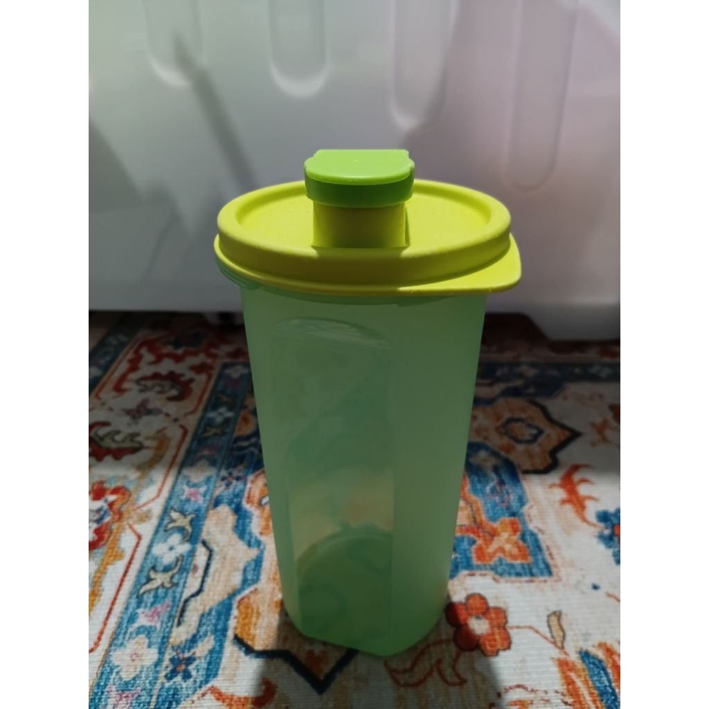 * Water Bottle 650ml * Tupperware (BARU)