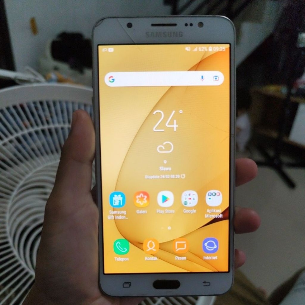 Samsung J7 2016 2/16 Minus (Baca Deskripsi)