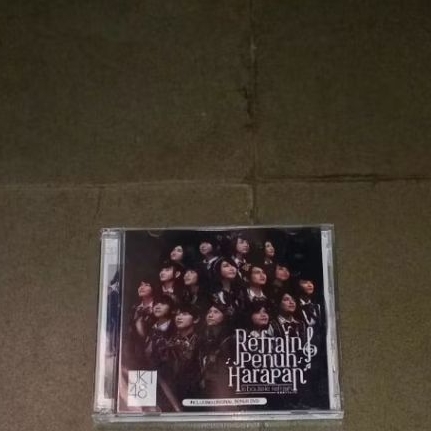 kaset CD JKT48 album Refrain