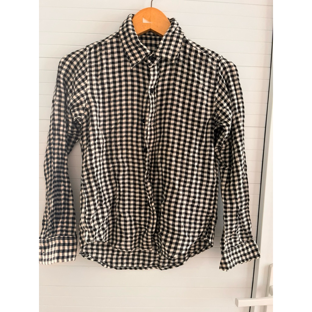 kemeja preloved wanita ukuran S hitam putih kotak kotak flanel