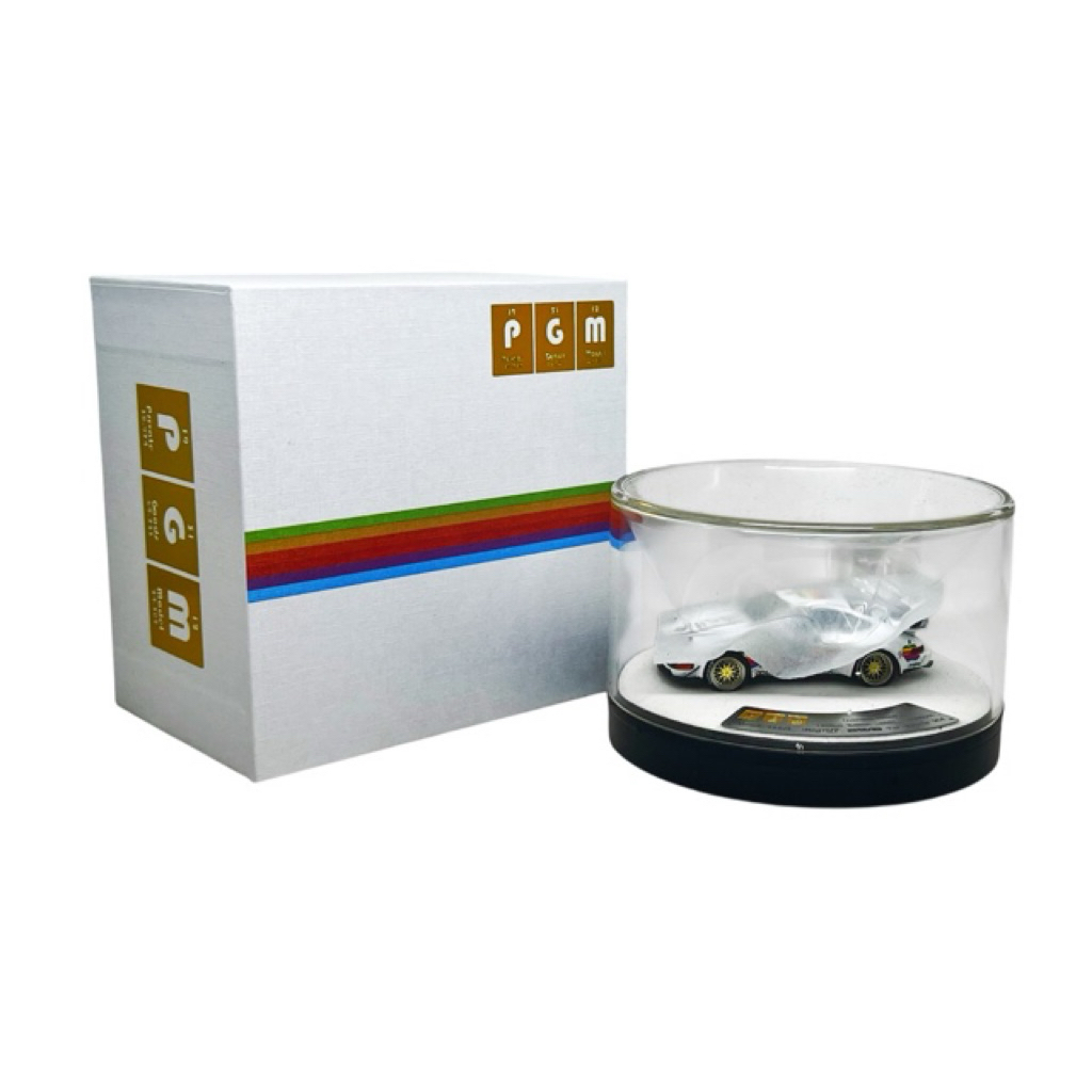 PGM 64 Porsche RWB 964 #89 Apple Livery Luxury Packaging