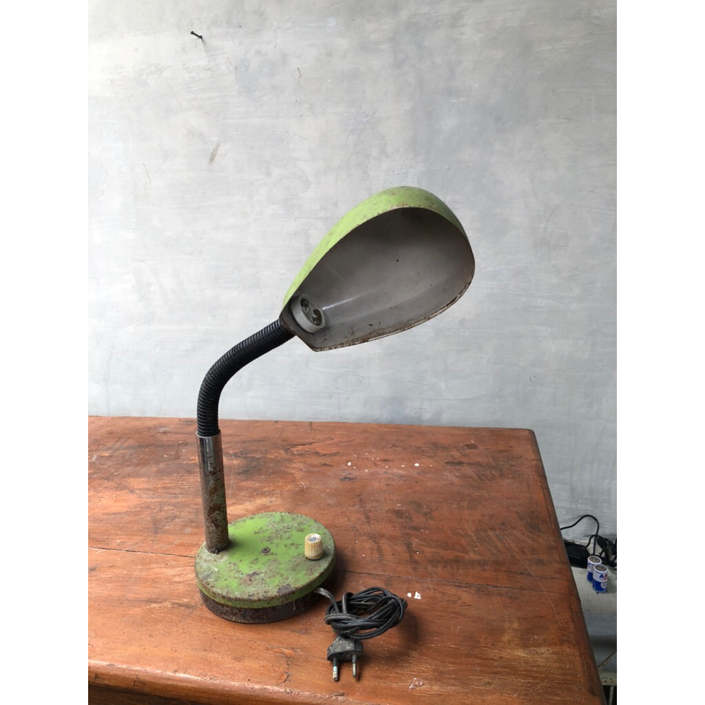 Lampu Belajar Jadul antik