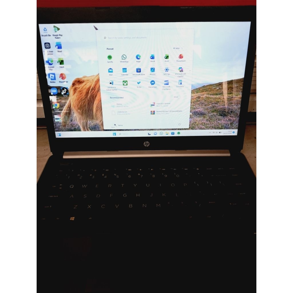 Laptop HP 14-cm0078au Ryzen 5 2500U Silver Grey Black Bekas