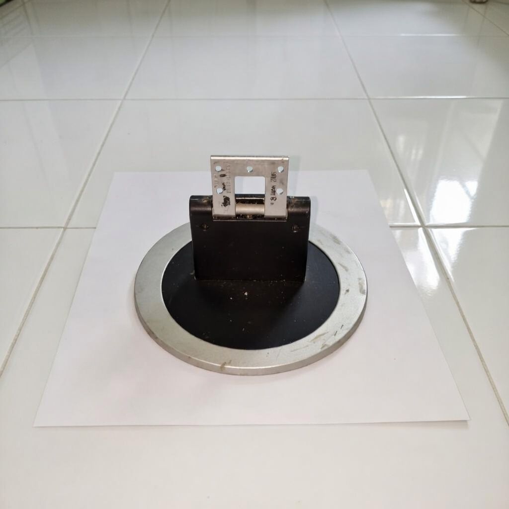 Kaki Monitor Samsung LS17MJCK