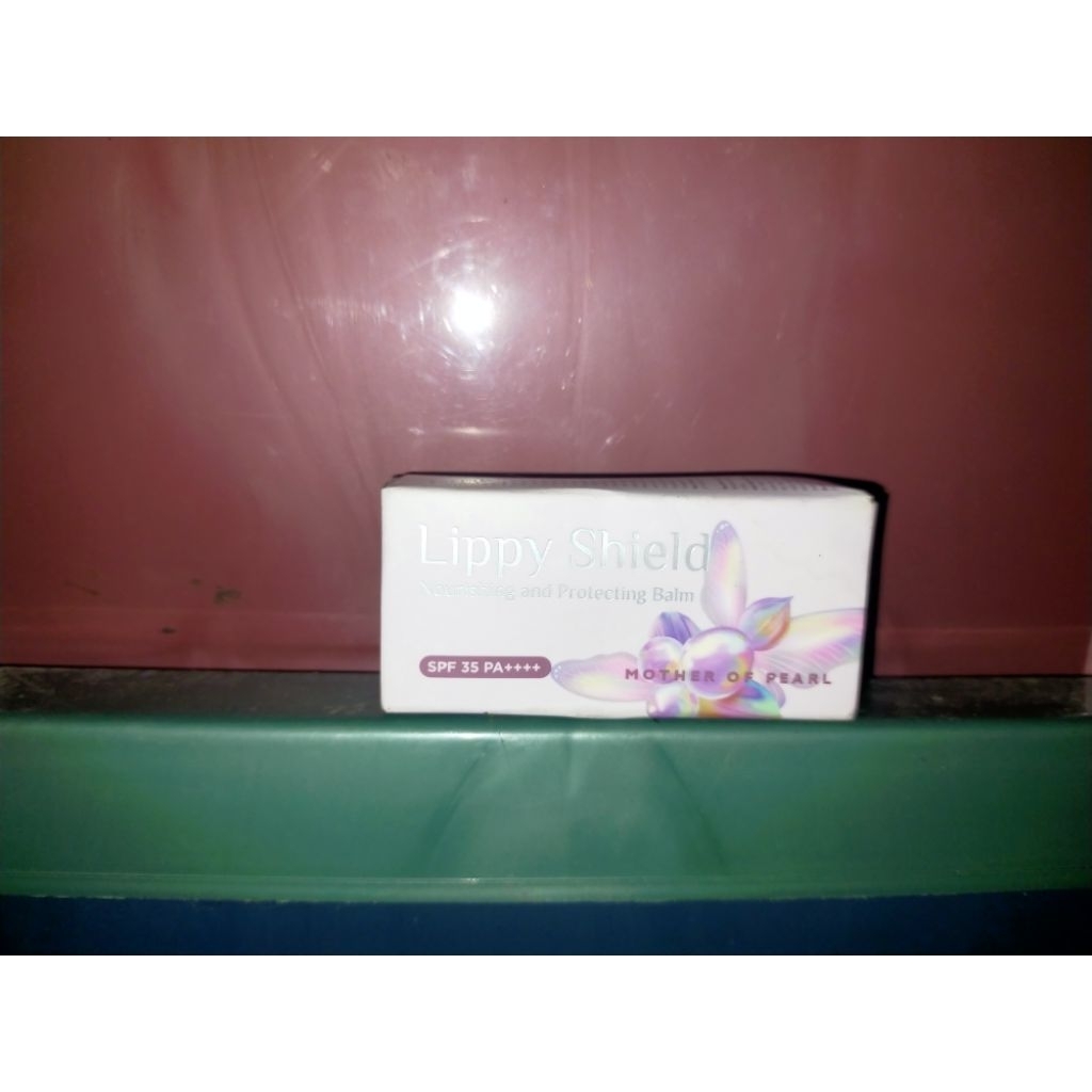 Mother of Pearl Lippy Shield SPF 35 PA++ REJECT KEMASAN