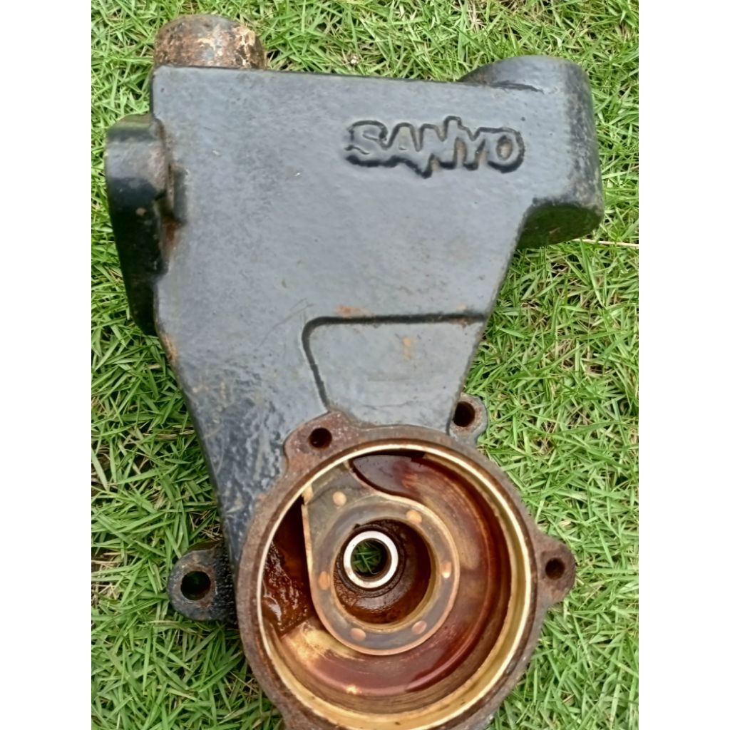 blok pompa air / keongan sanyo ph 137
