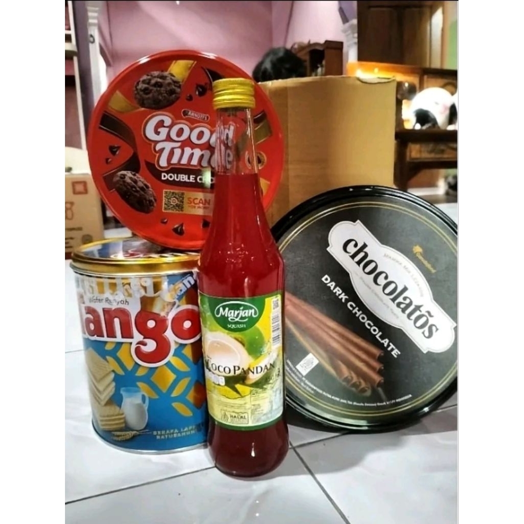 Paket Lebaran Kue Kaleng Murmer