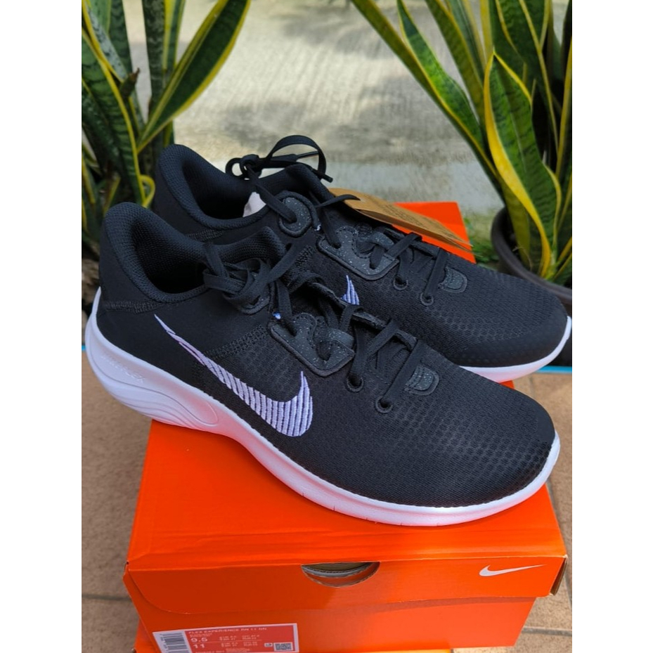 Nike Flex Experience RN 11 BNIB