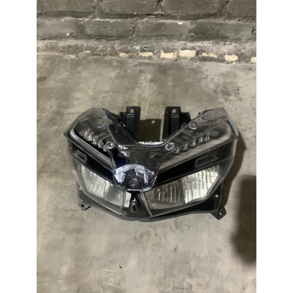 Lampu Depan - Vario 125 eSP & Vario 150 eSP original copotan