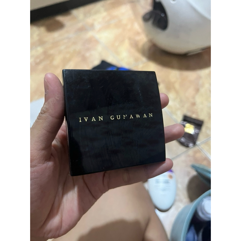 blush on by ivan gunawan