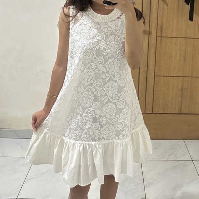 Bordir white ruffle dress (no inner)