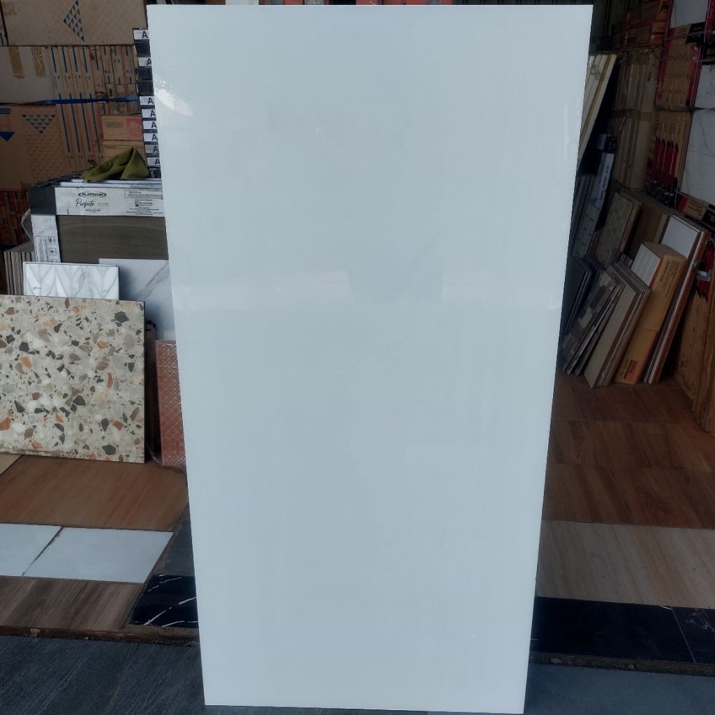 Granit concord 60x120 putih polos glosy