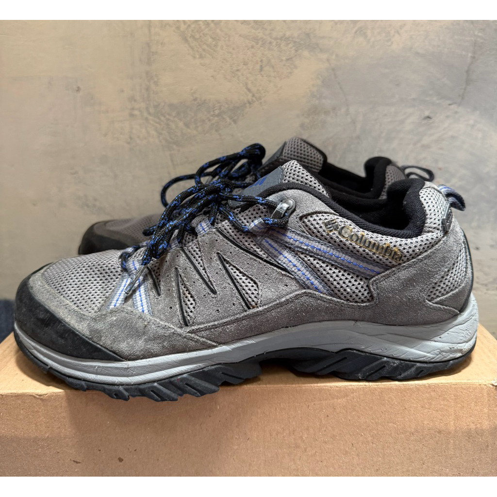 Sepatu Columbia
