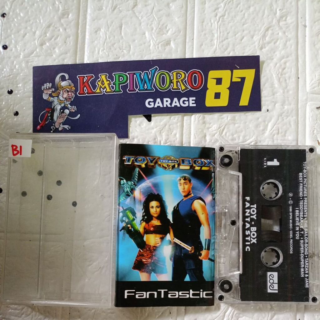 KASET PITA,,,,TOY - BOX FANTASTIC