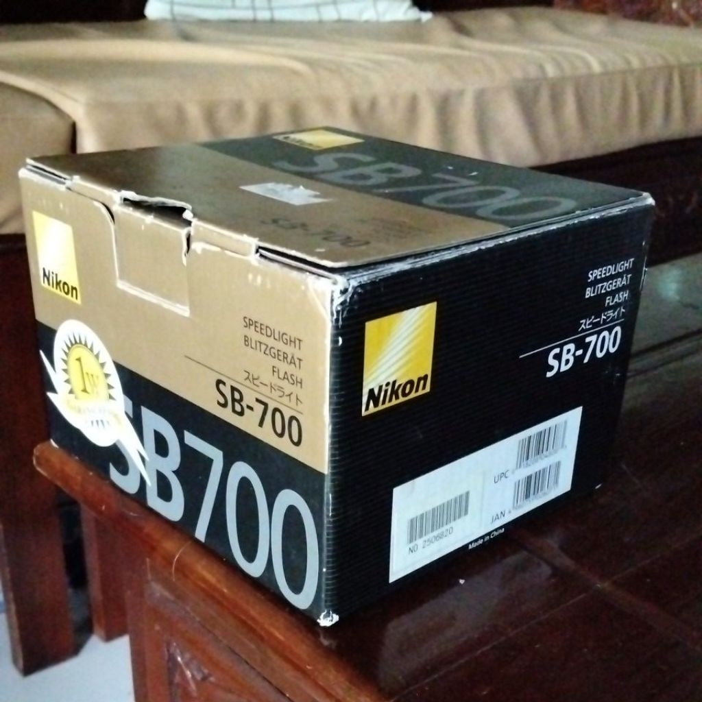 Flash Nikon SB-700