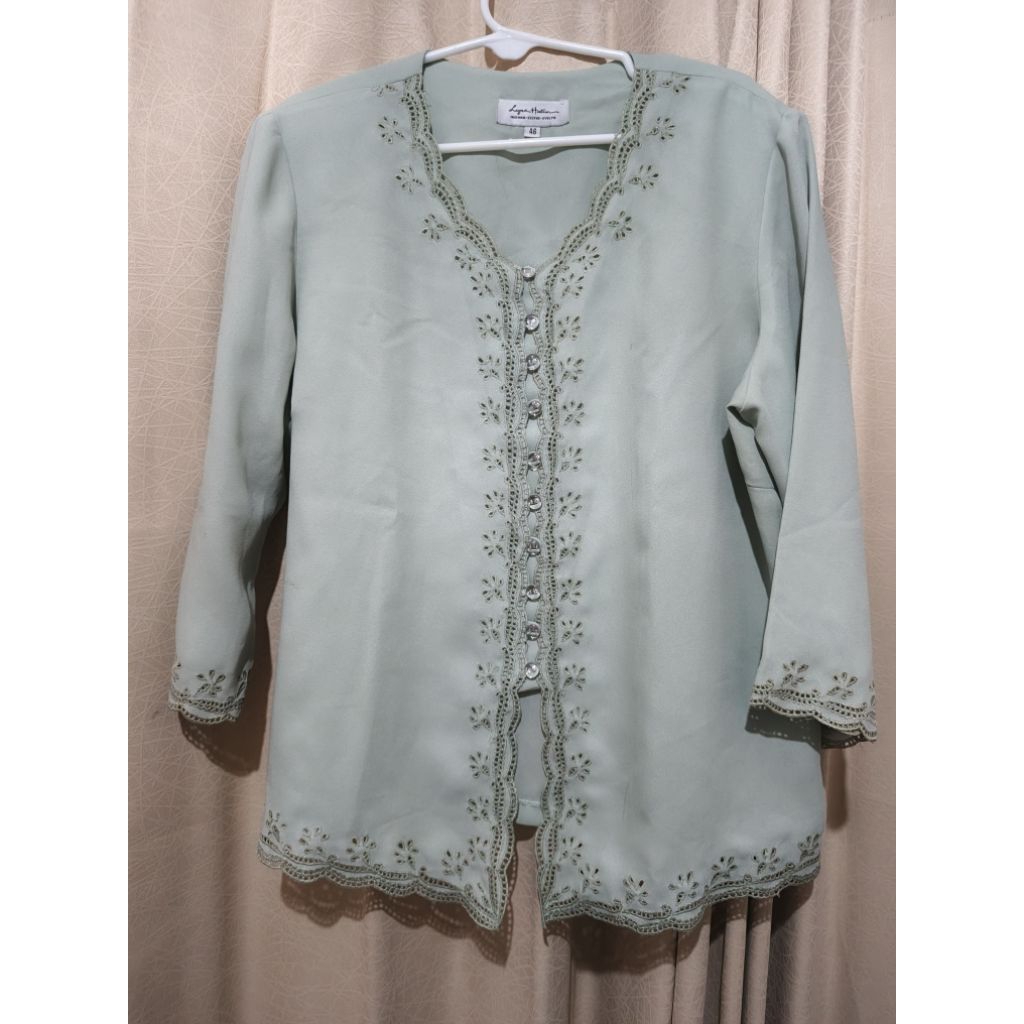 Kebaya Lyne Halim Hijau Sage
