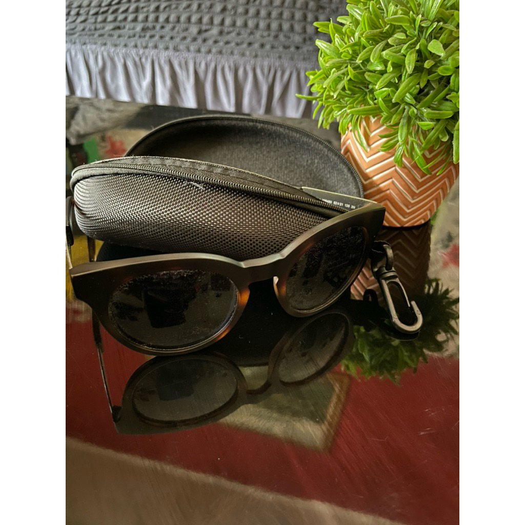 Kacamata Tory Burch Preloved