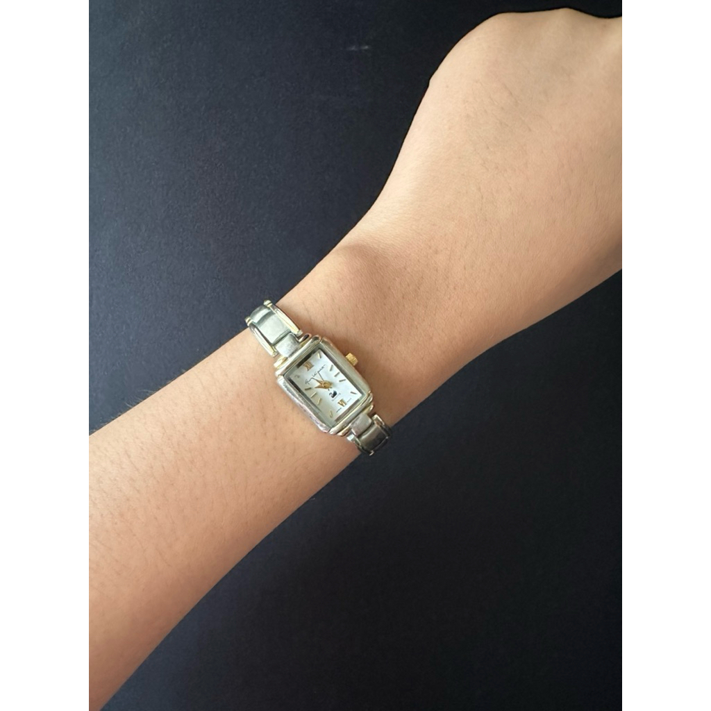 Gloria Vanderbilt Quartz Watch