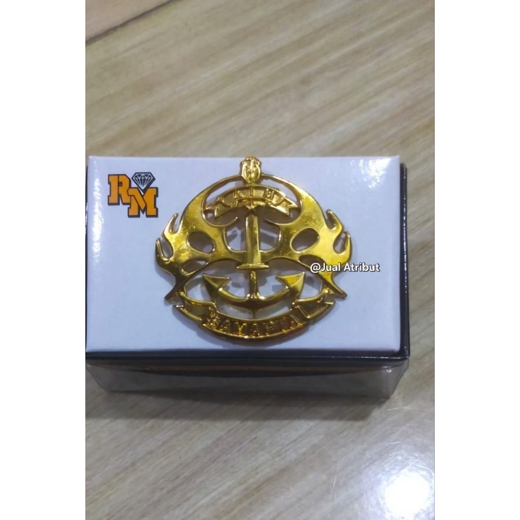 Pin SAMAPTA AIM Imigrasi exclusive