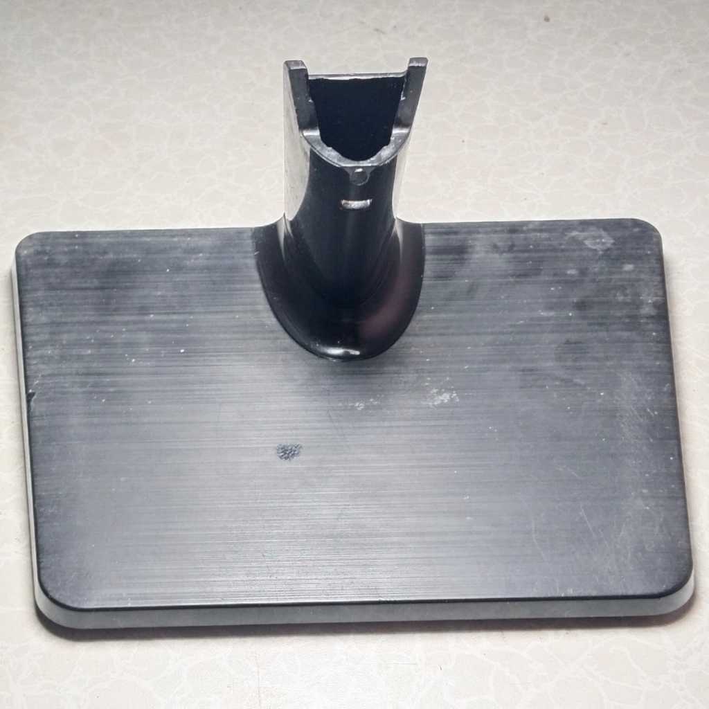 Kaki Monitor LED LG 19EN33S 19inch