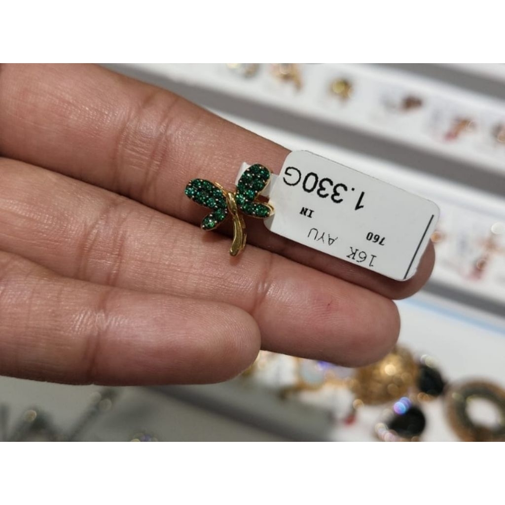 Liontin emas 70 capung hitam