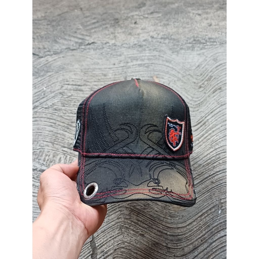 topi trucker red monkey second