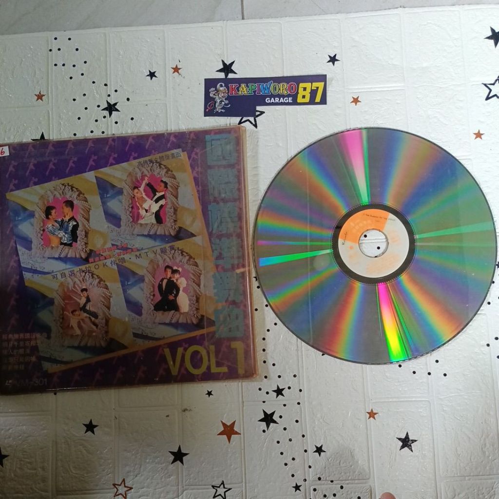 KASET LASER DISC,,,OK . MTV  VOL. 1