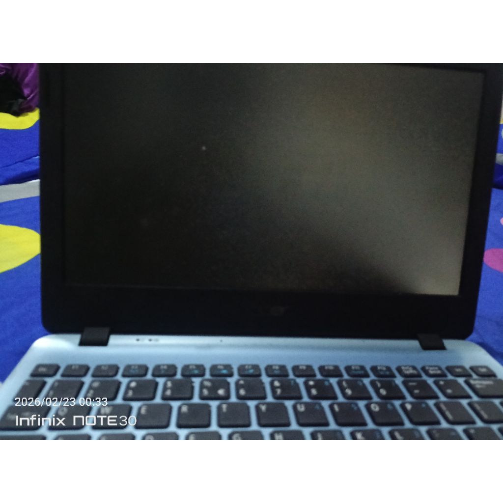 laptop acer V5-132