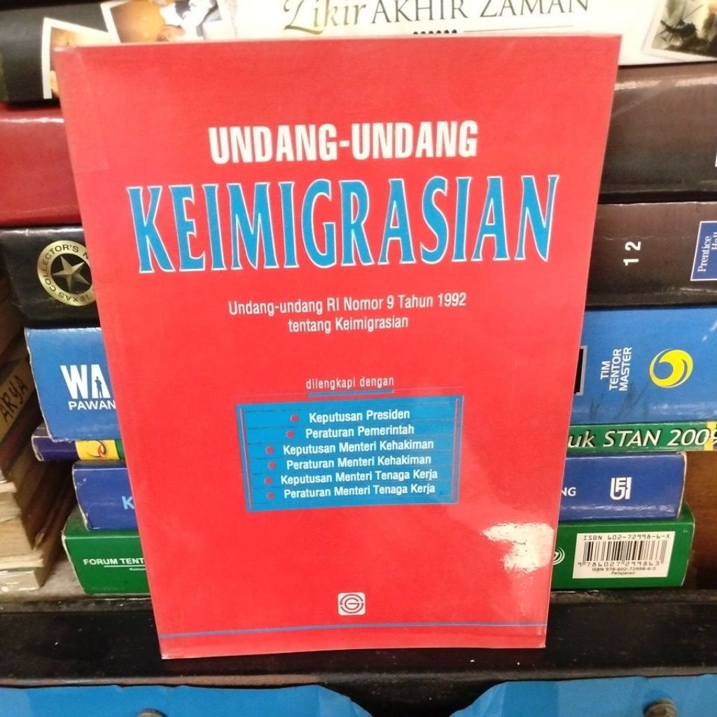 BUKU BEKAS ORIGINAL UNDANG-UNDANG KEIMIGRASIAN