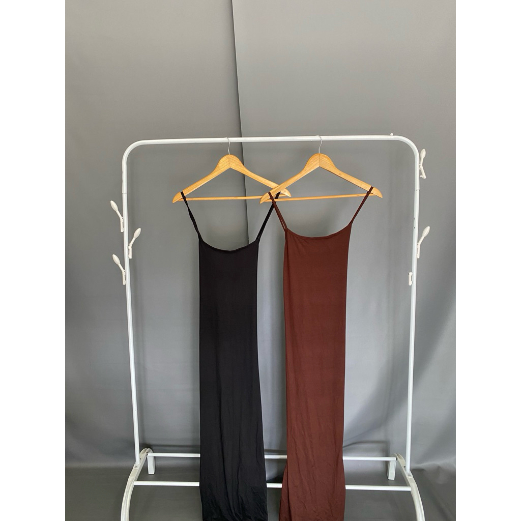 Dres Panjang Body Fit Paha Belah