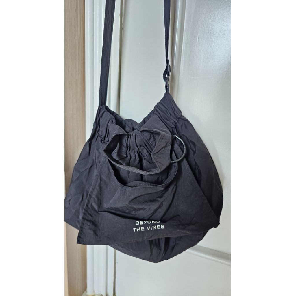 Beyond The Vines BTV Dumpling XS Black