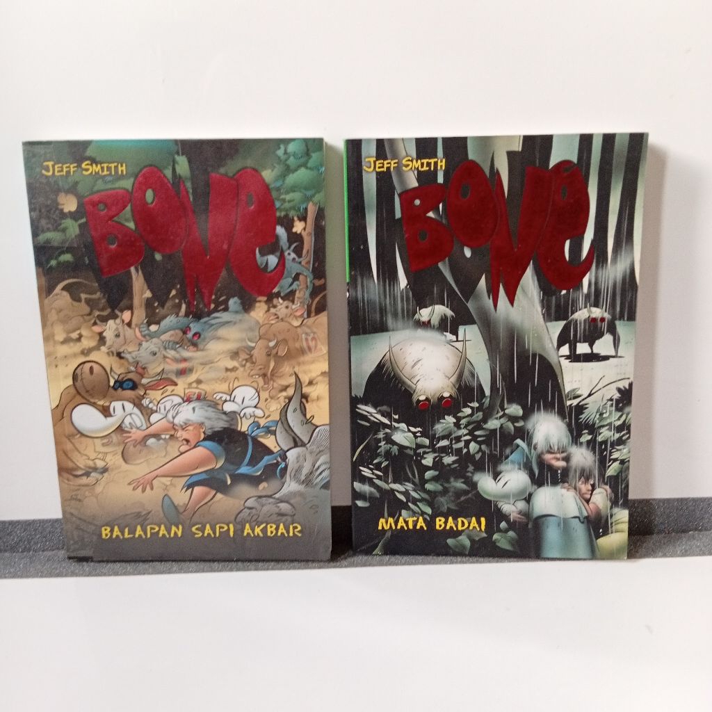 Buku komik bone Jeff smith