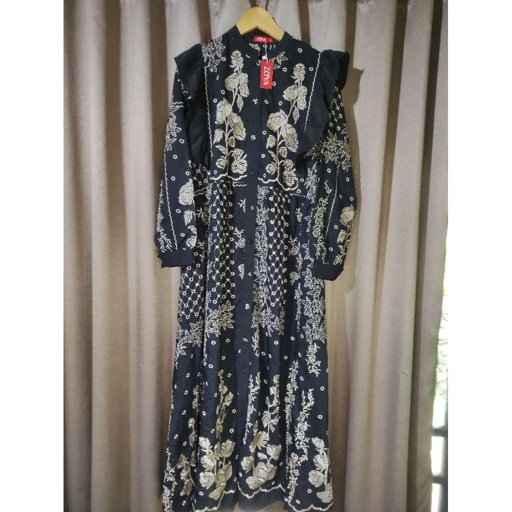 By Zoya | Gamis Full Bordir Hitam Kain Katun