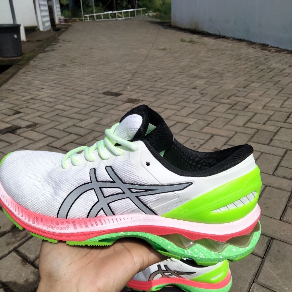 sepatu asics gel kayano 27