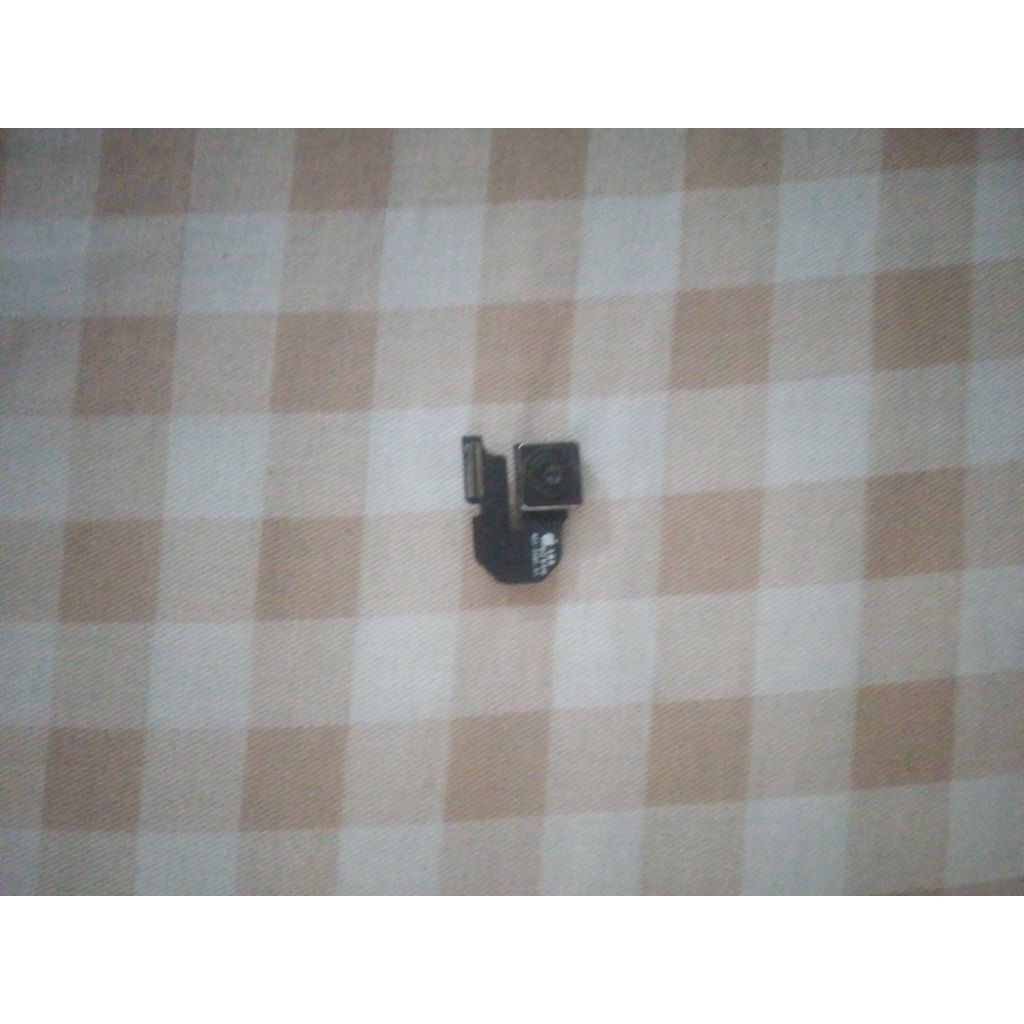 kamera belakang iPhone 6 minus buram