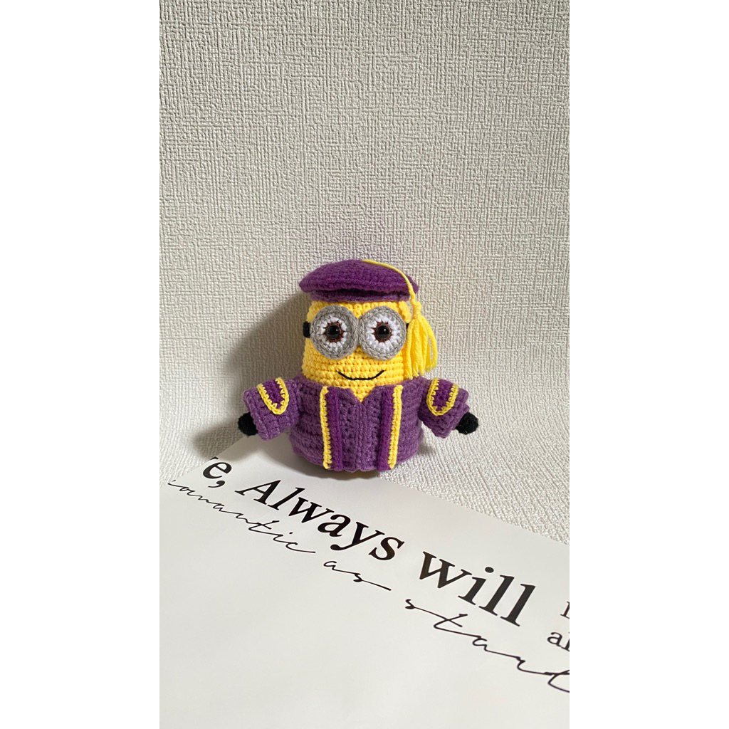 Amigurumi wisuda minion