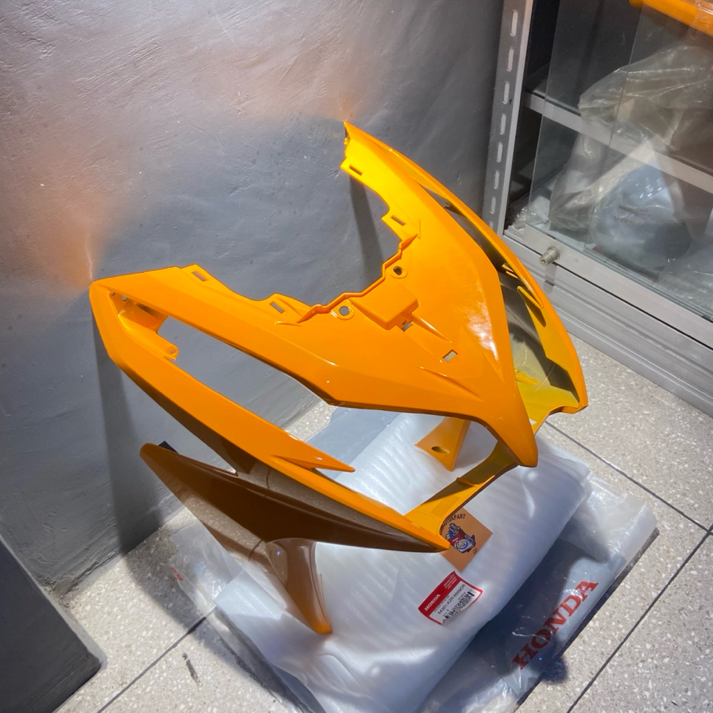 64301 KZR 600NOR COVER PANEL TAMENG DEPAN VARIO Fi 125 OLD ORANGE ORIGINAL AHM